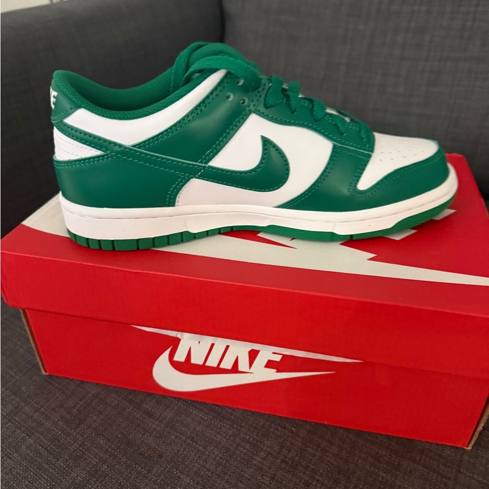 Nike Dunk Low GS
